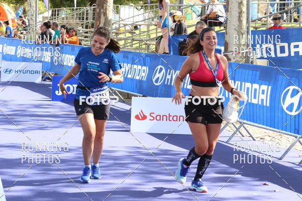 Buy your photos of the eventMeia Maratona Porto 2019 on Fotop