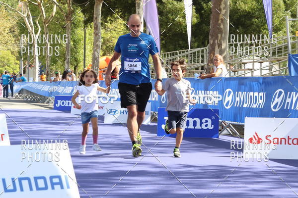 Buy your photos of the eventMeia Maratona Porto 2019 on Fotop