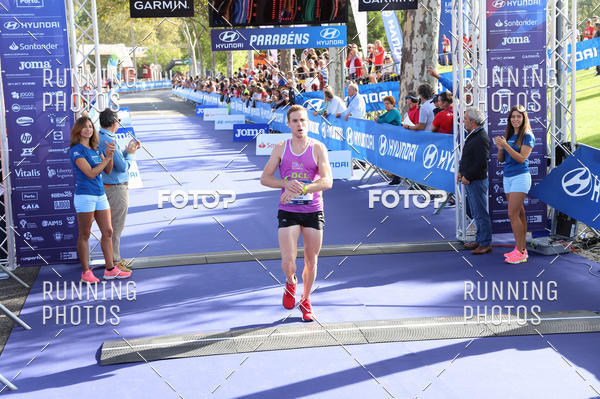Buy your photos of the eventMeia Maratona Porto 2019 on Fotop