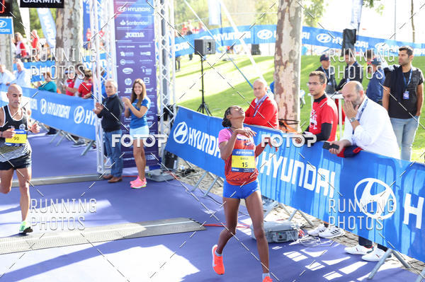Buy your photos of the eventMeia Maratona Porto 2019 on Fotop