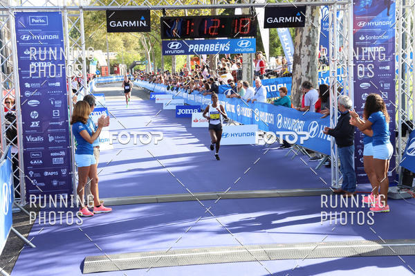 Buy your photos of the eventMeia Maratona Porto 2019 on Fotop