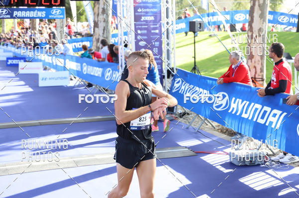 Buy your photos of the eventMeia Maratona Porto 2019 on Fotop