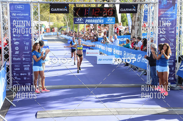 Buy your photos of the eventMeia Maratona Porto 2019 on Fotop