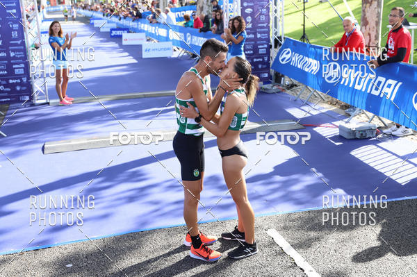 Buy your photos of the eventMeia Maratona Porto 2019 on Fotop