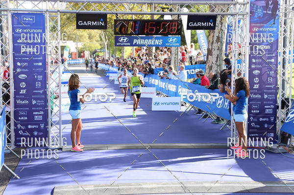 Buy your photos of the eventMeia Maratona Porto 2019 on Fotop