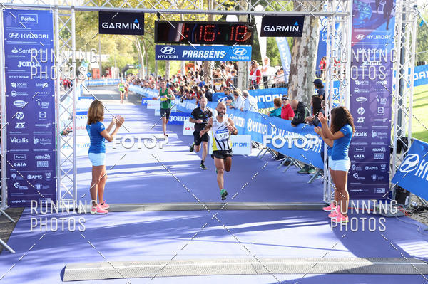 Buy your photos of the eventMeia Maratona Porto 2019 on Fotop