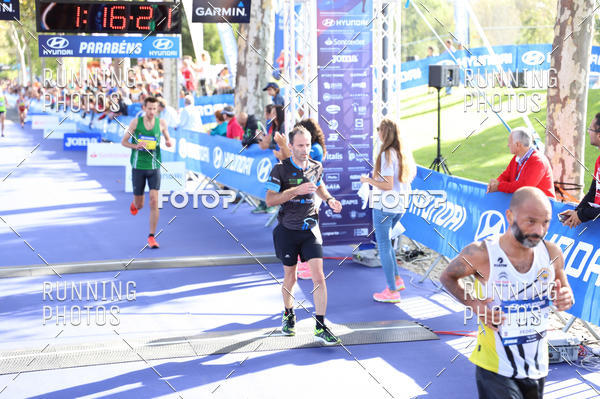 Buy your photos of the eventMeia Maratona Porto 2019 on Fotop