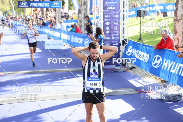 Buy your photos of the eventMeia Maratona Porto 2019 on Fotop