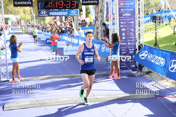 Buy your photos of the eventMeia Maratona Porto 2019 on Fotop