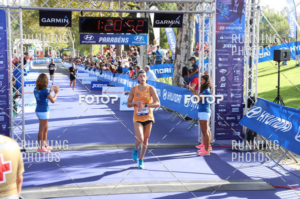Buy your photos of the eventMeia Maratona Porto 2019 on Fotop