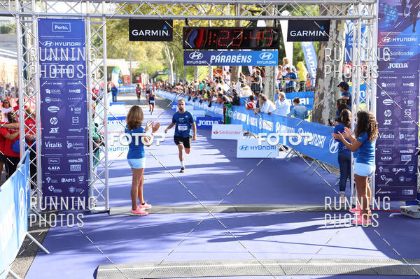 Buy your photos of the eventMeia Maratona Porto 2019 on Fotop