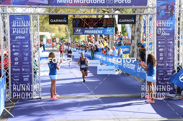 Buy your photos of the eventMeia Maratona Porto 2019 on Fotop