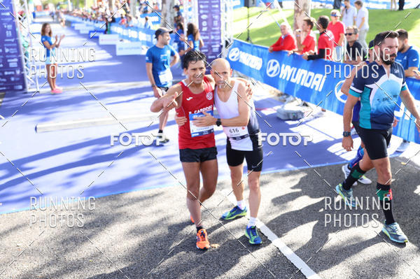 Buy your photos of the eventMeia Maratona Porto 2019 on Fotop