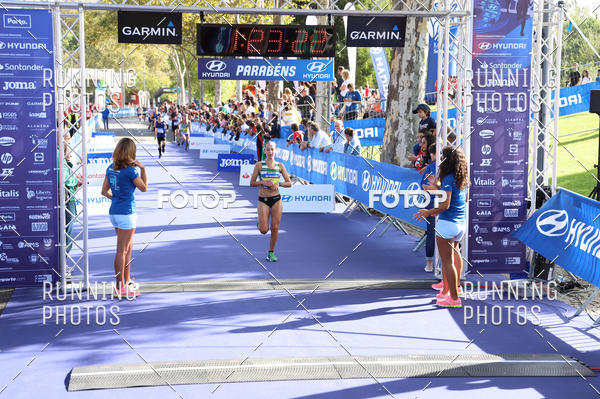 Buy your photos of the eventMeia Maratona Porto 2019 on Fotop