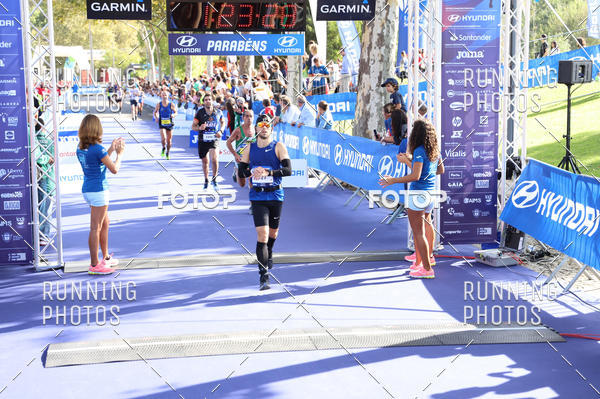 Buy your photos of the eventMeia Maratona Porto 2019 on Fotop