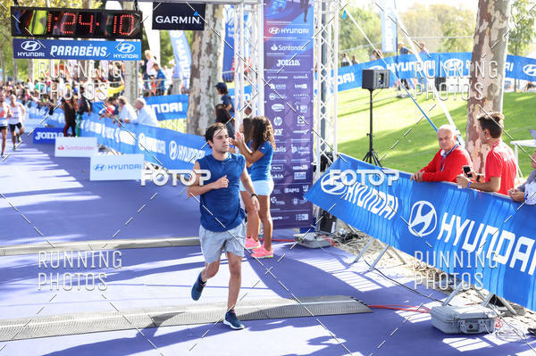 Buy your photos of the eventMeia Maratona Porto 2019 on Fotop