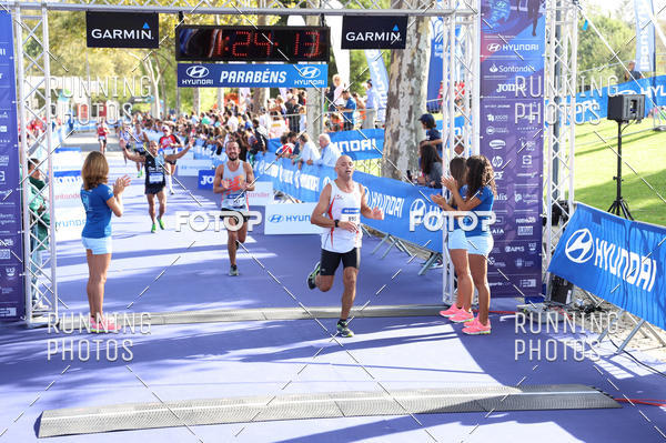 Buy your photos of the eventMeia Maratona Porto 2019 on Fotop