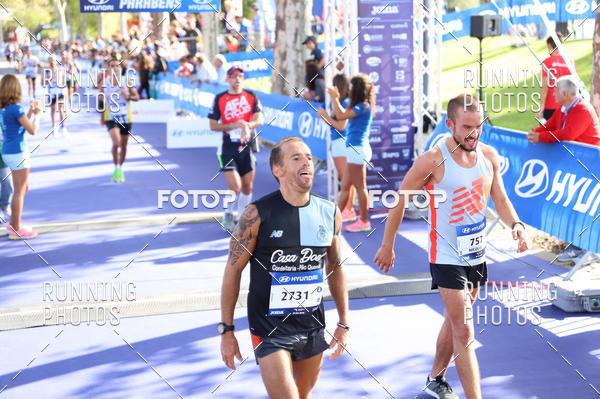 Buy your photos of the eventMeia Maratona Porto 2019 on Fotop