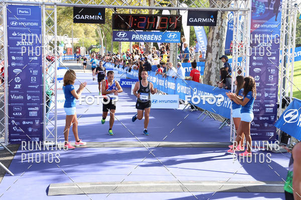 Buy your photos of the eventMeia Maratona Porto 2019 on Fotop