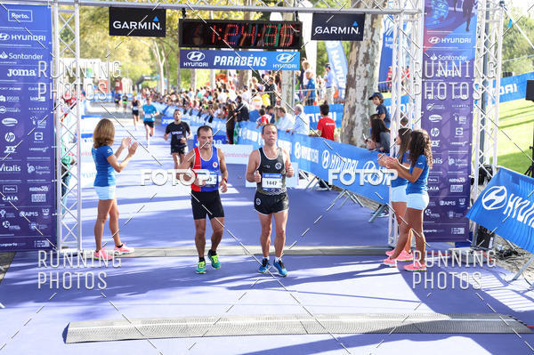 Buy your photos of the eventMeia Maratona Porto 2019 on Fotop