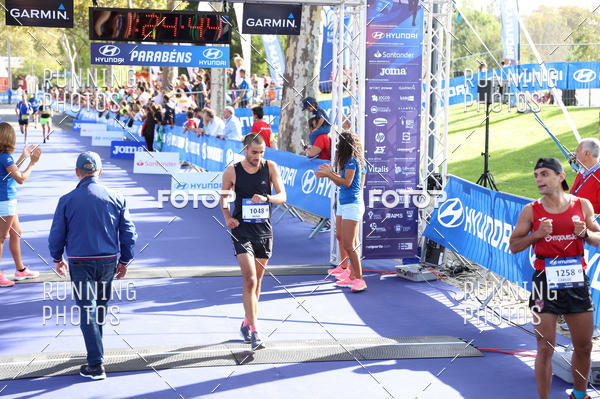 Buy your photos of the eventMeia Maratona Porto 2019 on Fotop