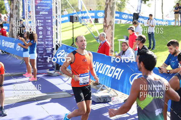 Buy your photos of the eventMeia Maratona Porto 2019 on Fotop