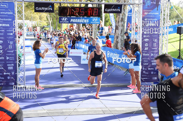 Buy your photos of the eventMeia Maratona Porto 2019 on Fotop