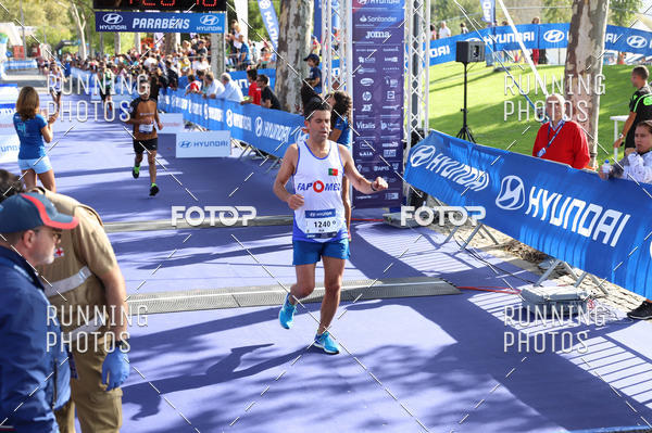 Buy your photos of the eventMeia Maratona Porto 2019 on Fotop