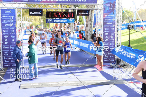 Buy your photos of the eventMeia Maratona Porto 2019 on Fotop