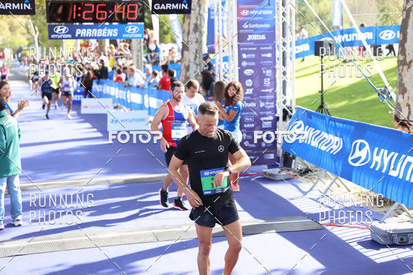 Buy your photos of the eventMeia Maratona Porto 2019 on Fotop