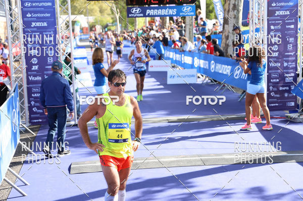 Buy your photos of the eventMeia Maratona Porto 2019 on Fotop