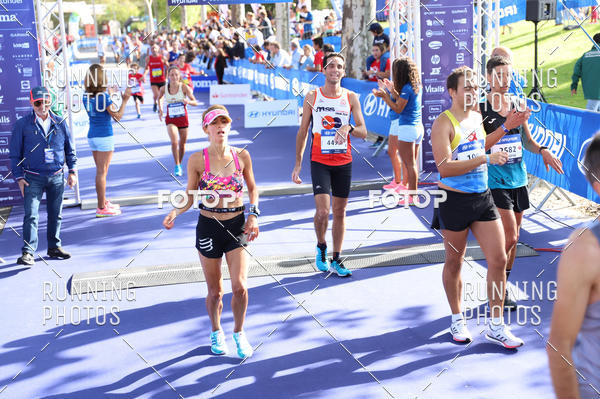 Buy your photos of the eventMeia Maratona Porto 2019 on Fotop