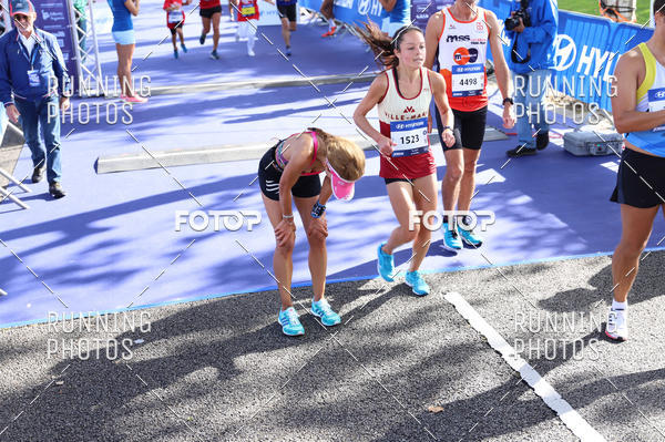 Buy your photos of the eventMeia Maratona Porto 2019 on Fotop
