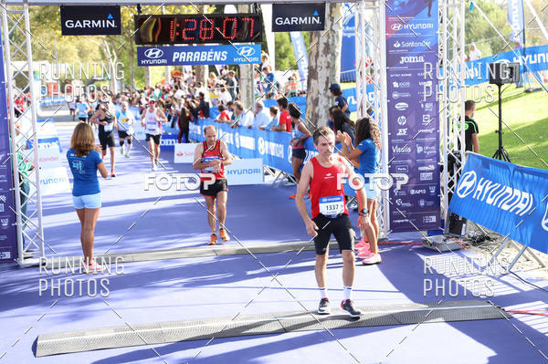 Buy your photos of the eventMeia Maratona Porto 2019 on Fotop
