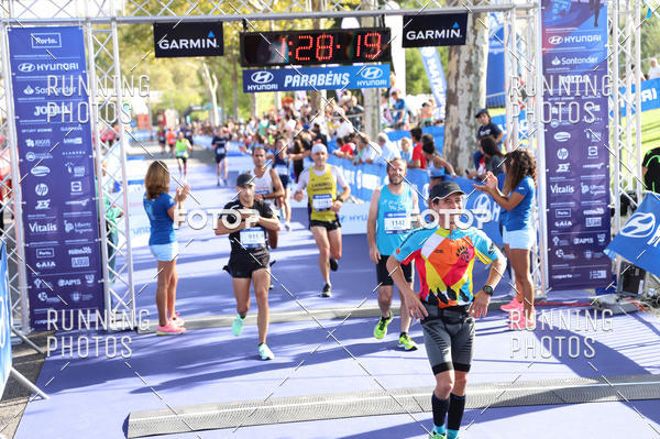 Buy your photos of the eventMeia Maratona Porto 2019 on Fotop