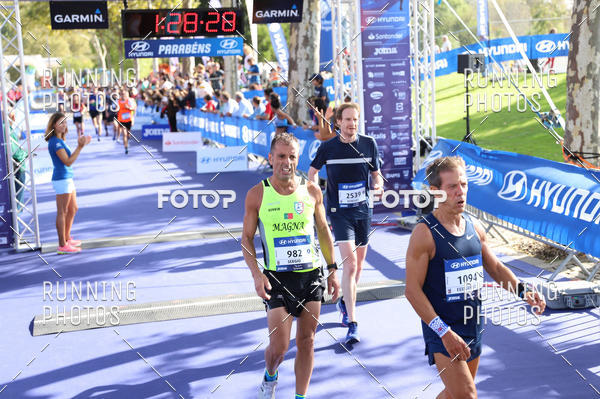 Buy your photos of the eventMeia Maratona Porto 2019 on Fotop