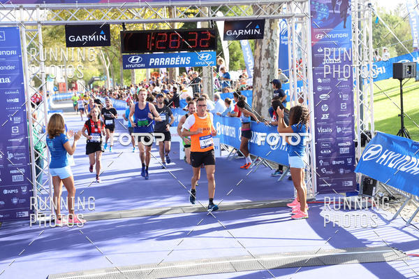 Buy your photos of the eventMeia Maratona Porto 2019 on Fotop