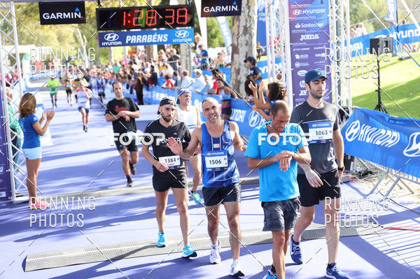 Buy your photos of the eventMeia Maratona Porto 2019 on Fotop