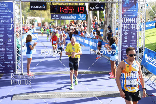 Buy your photos of the eventMeia Maratona Porto 2019 on Fotop