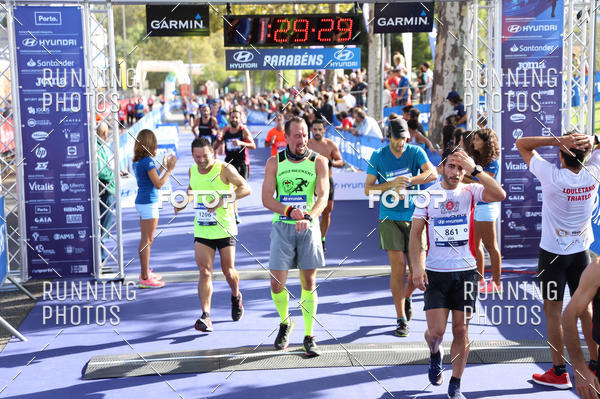 Buy your photos of the eventMeia Maratona Porto 2019 on Fotop