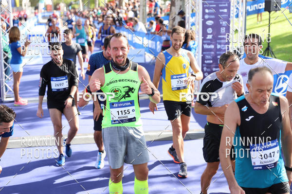 Buy your photos of the eventMeia Maratona Porto 2019 on Fotop