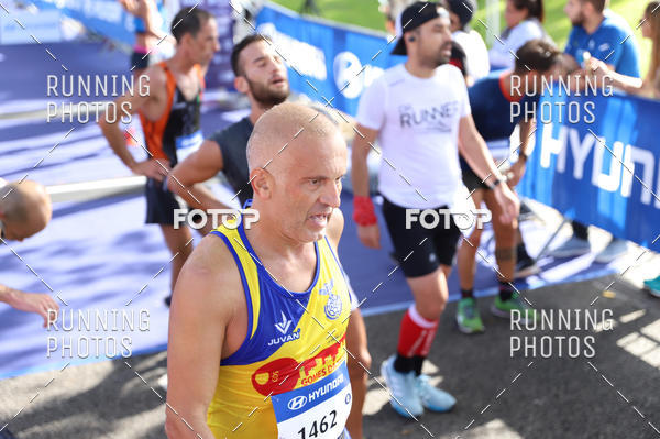 Buy your photos of the eventMeia Maratona Porto 2019 on Fotop