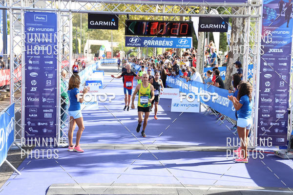 Buy your photos of the eventMeia Maratona Porto 2019 on Fotop