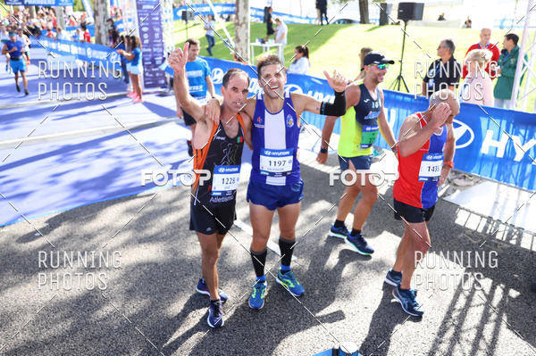 Buy your photos of the eventMeia Maratona Porto 2019 on Fotop