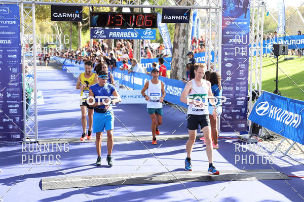 Buy your photos of the eventMeia Maratona Porto 2019 on Fotop