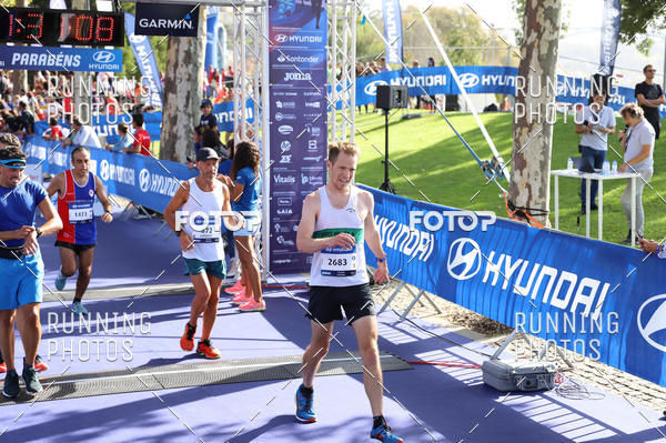 Buy your photos of the eventMeia Maratona Porto 2019 on Fotop