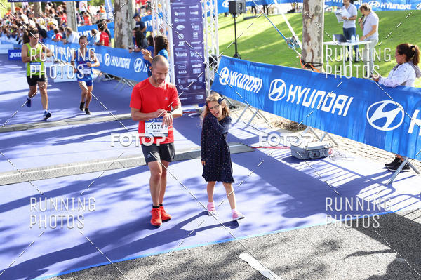 Buy your photos of the eventMeia Maratona Porto 2019 on Fotop