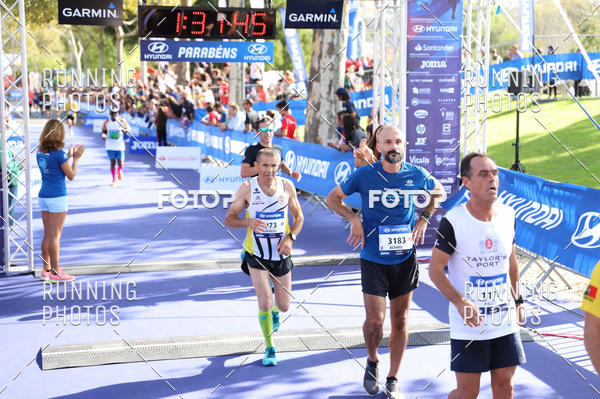 Buy your photos of the eventMeia Maratona Porto 2019 on Fotop