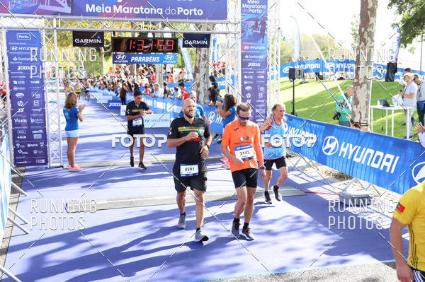 Buy your photos of the eventMeia Maratona Porto 2019 on Fotop