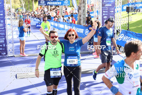 Buy your photos of the eventMeia Maratona Porto 2019 on Fotop